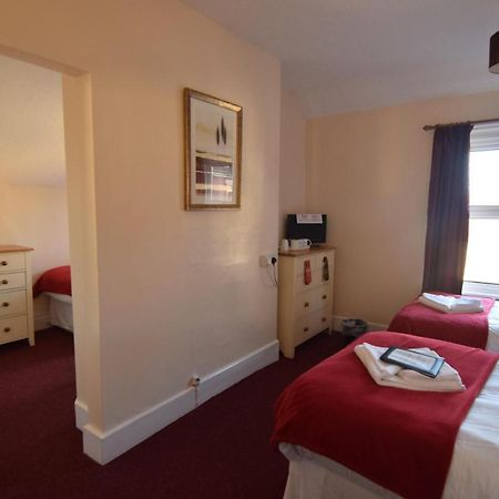 Eastbourne Reymar Bed and Breakfast Buitenkant foto