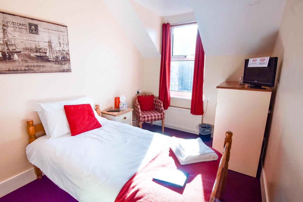 Eastbourne Reymar Bed and Breakfast Buitenkant foto