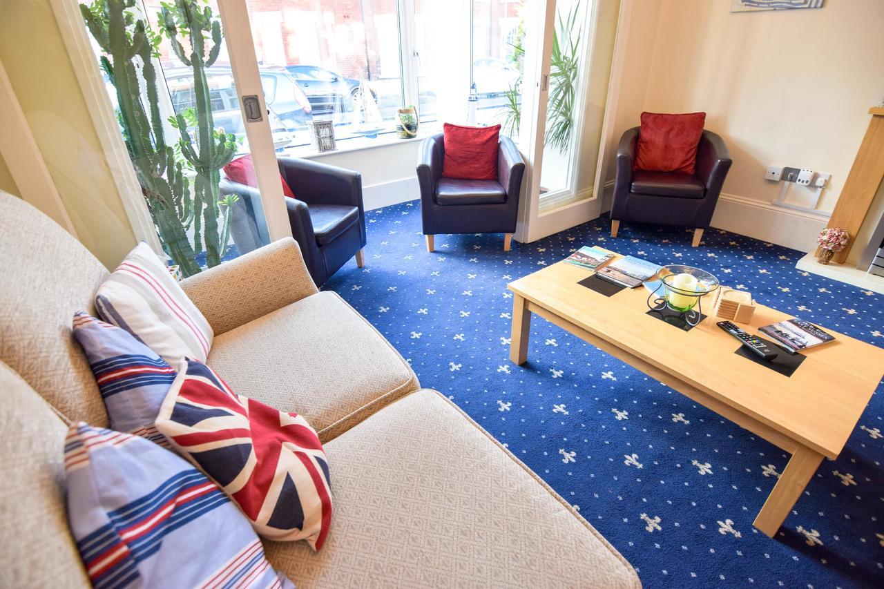 Eastbourne Reymar Bed and Breakfast Buitenkant foto