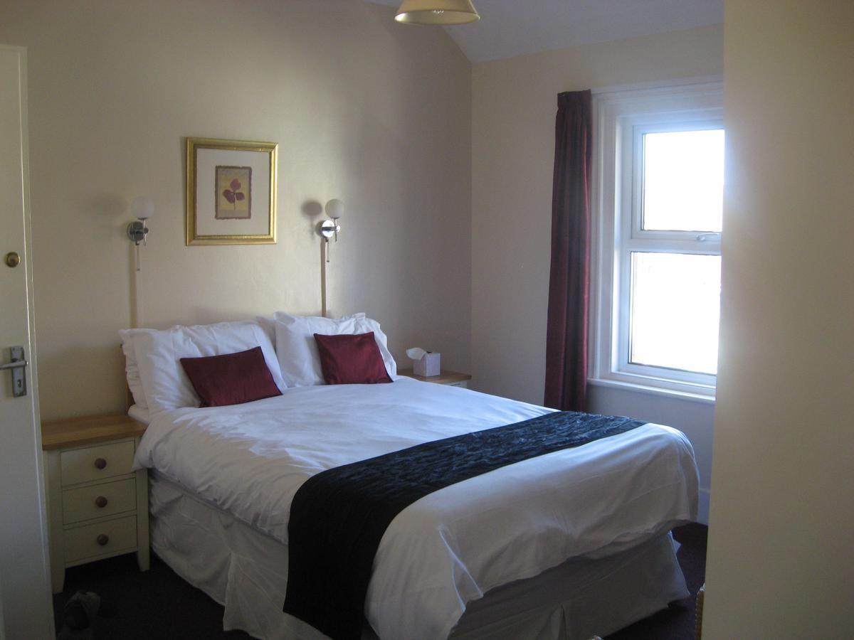 Eastbourne Reymar Bed and Breakfast Buitenkant foto